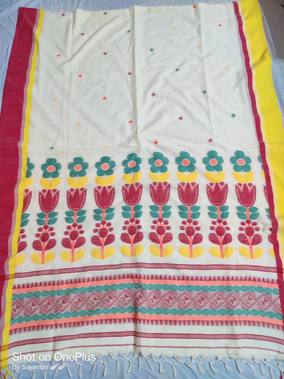 Cotton jamdani saree from the loom of Bengal