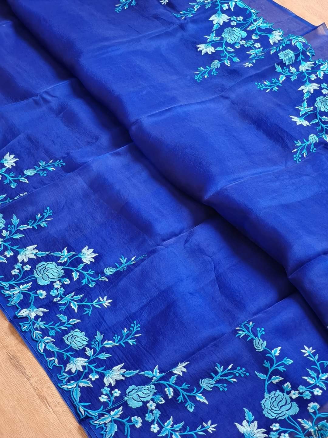 Organza saree with embroidery work - Blue - organza