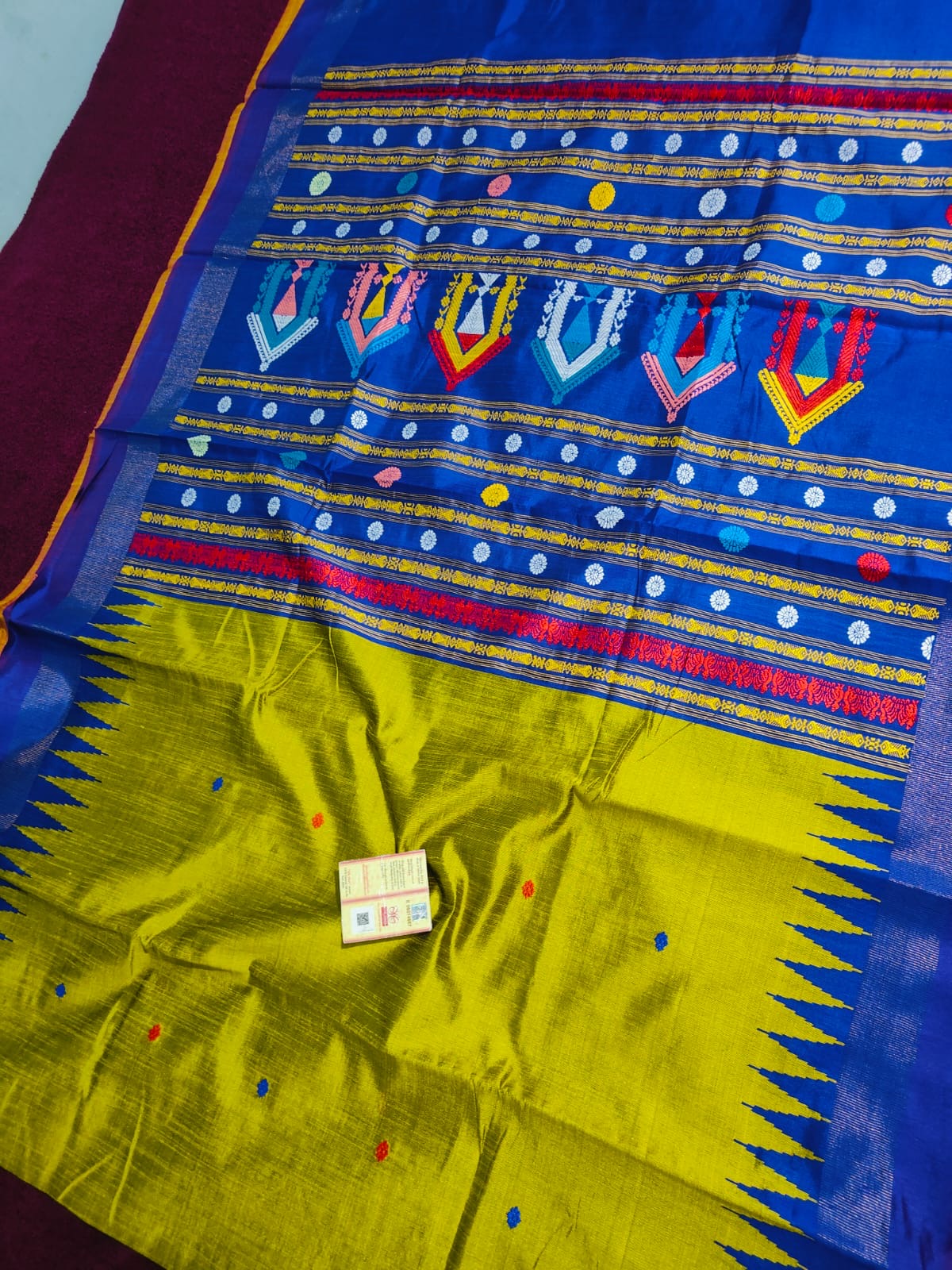 Dolabedi motif raw silk saree , A handloom saree