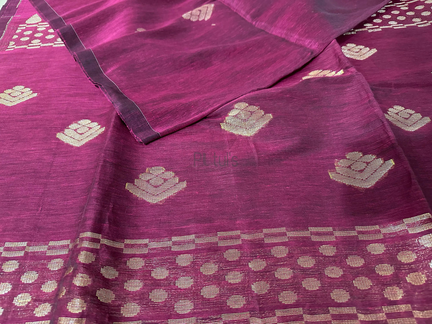 Organic linen saree Putul's Fashion