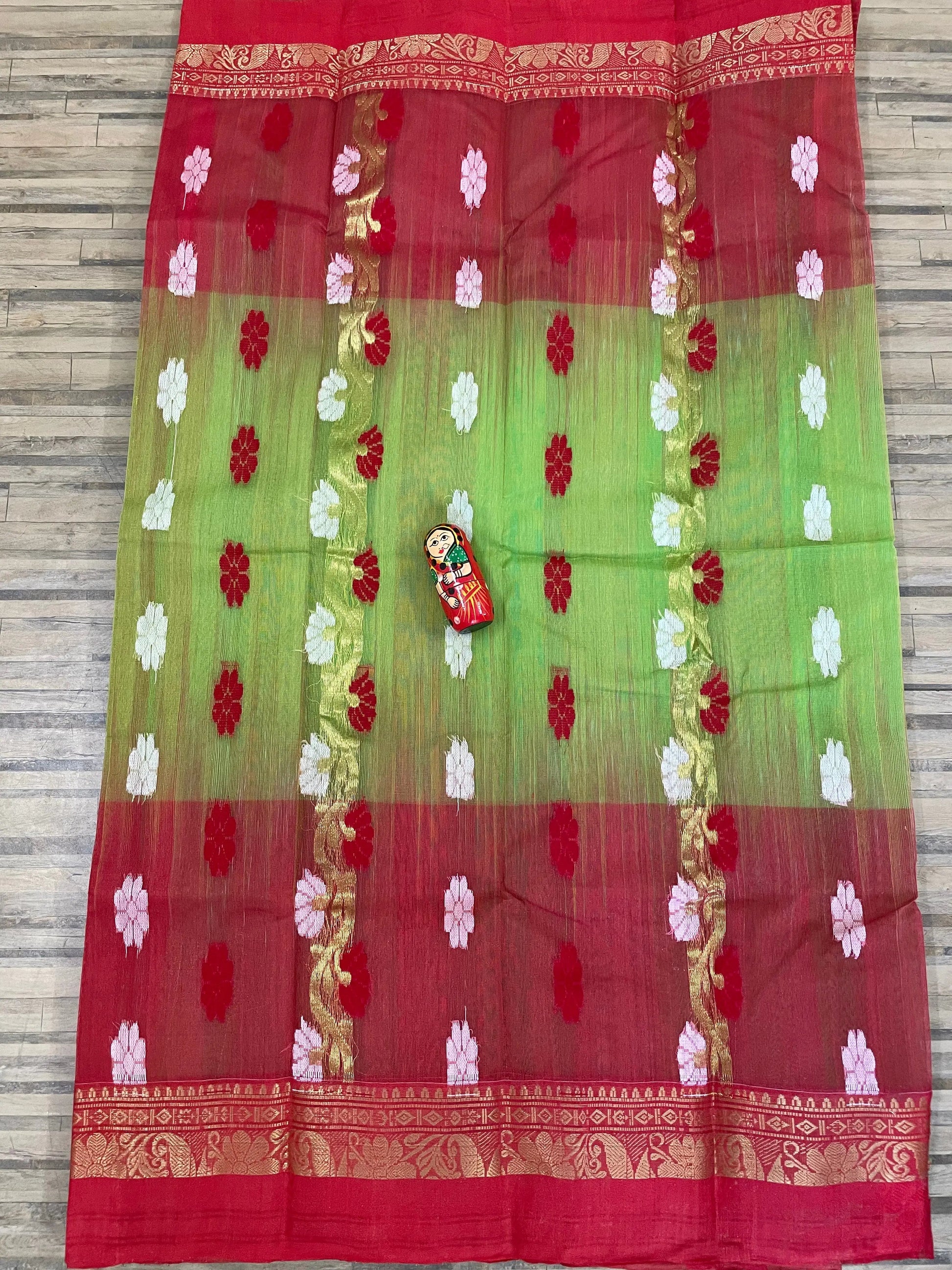 Taant benarasi Putul's fashion