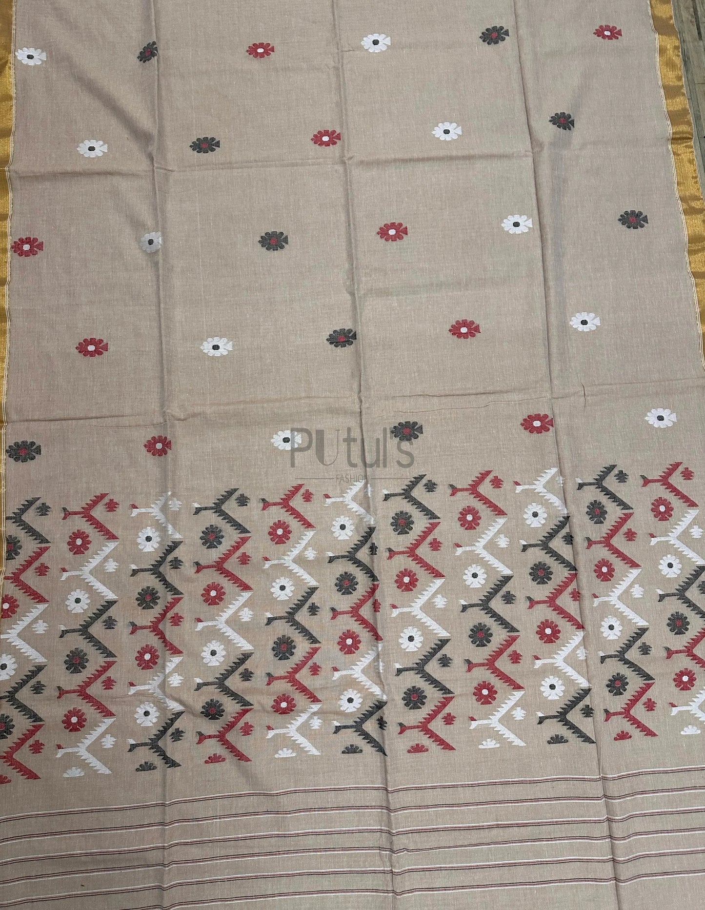 Beige coloured Cotton jamdani saree Putul's Fashion