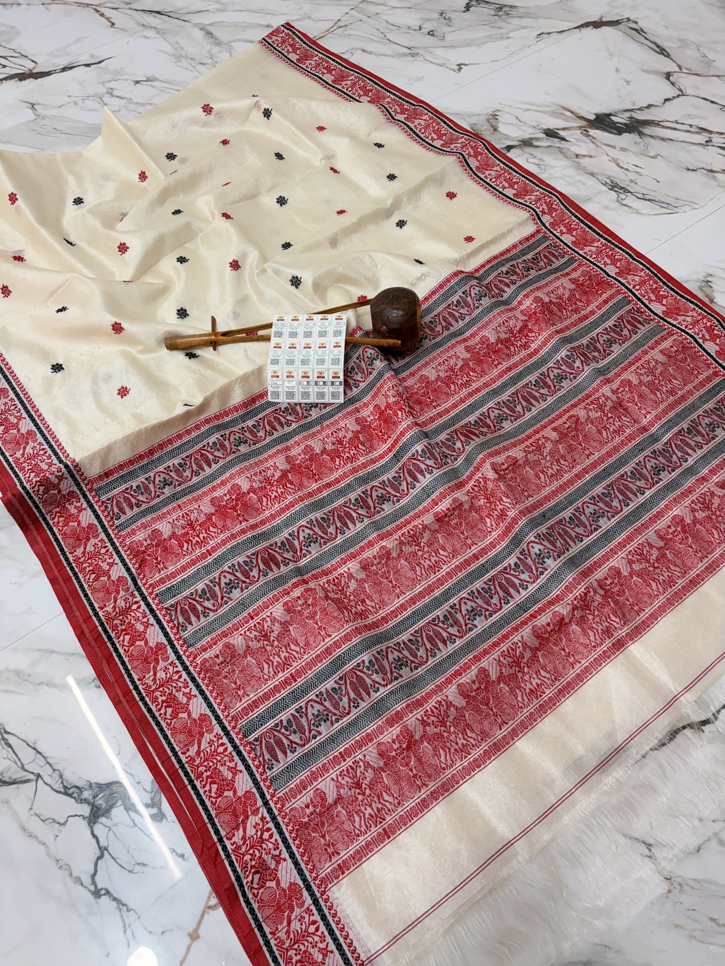 Tussar bi tussar baluchori saree // Bengal own loom collection