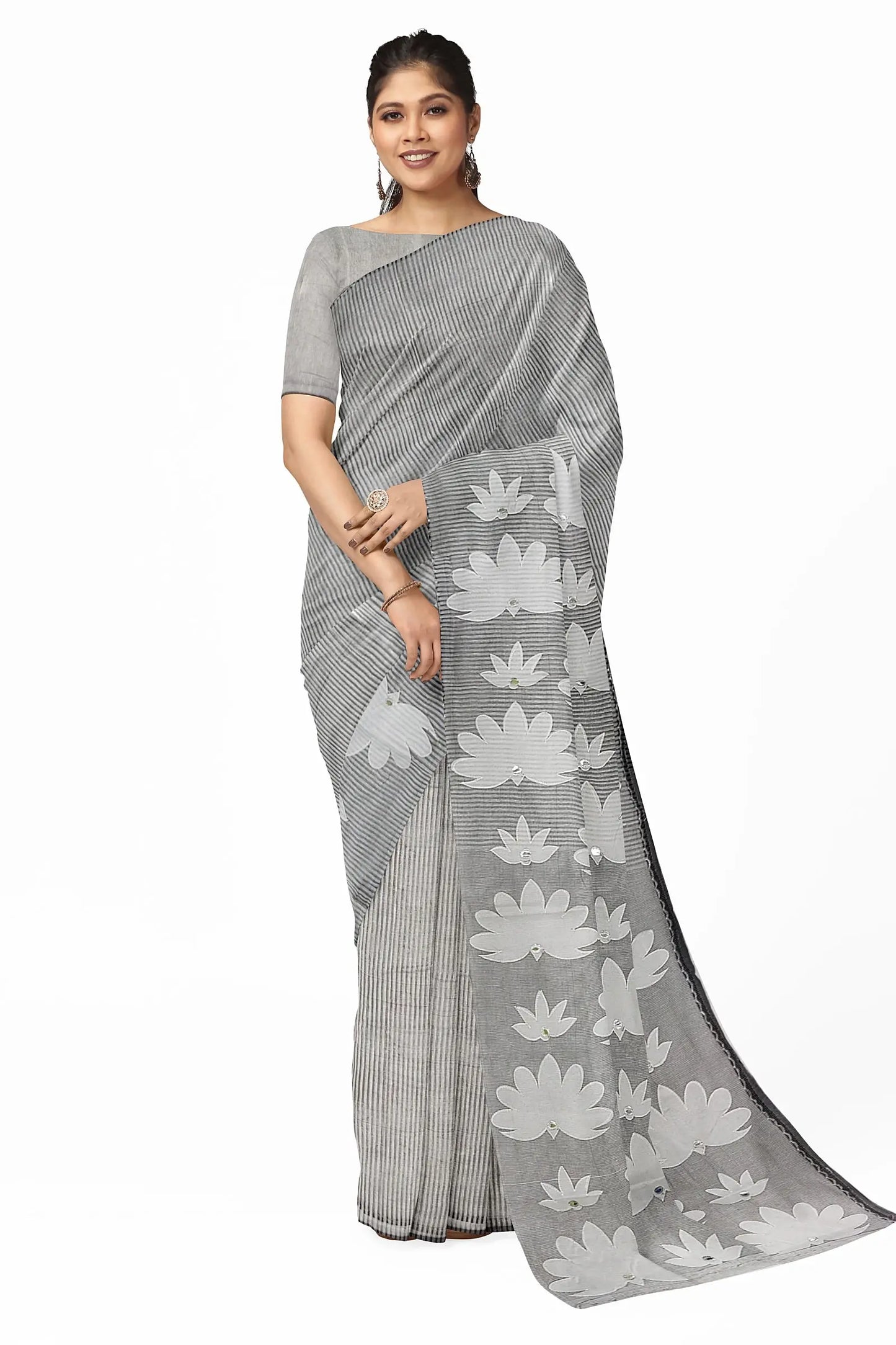 Applique saree on noyel fabric Ash Putul's fashion