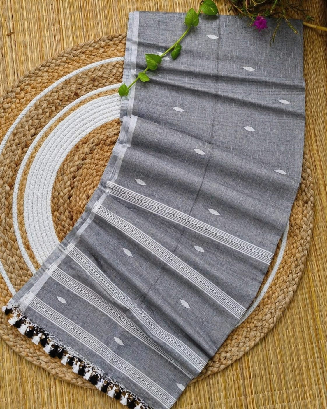 Handmade Cotton Jamdani Sarees from Putul's Fashion with Floral Patterns