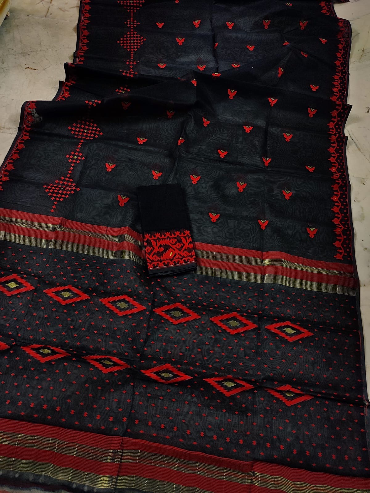 Hard Bengal dhakai jamdani saree