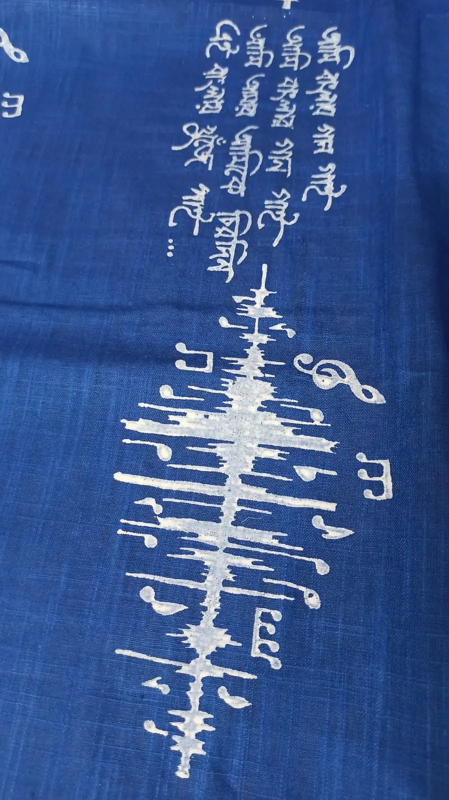 Bengali script on saree Putul's fashion