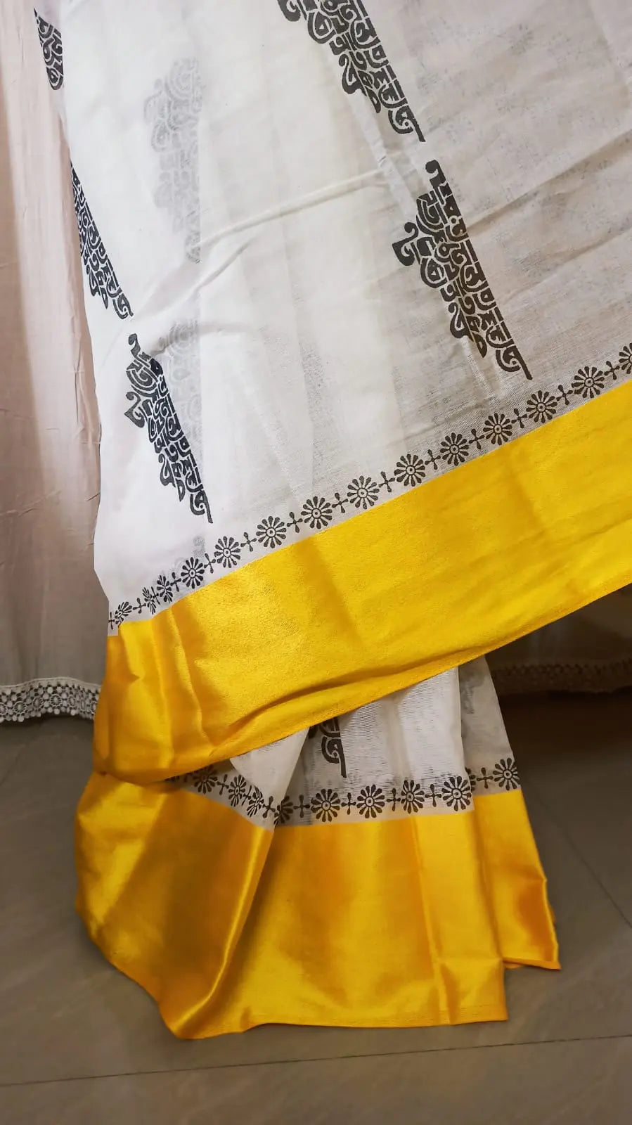 Block print saree of Bengal signature saree Putul's fashion