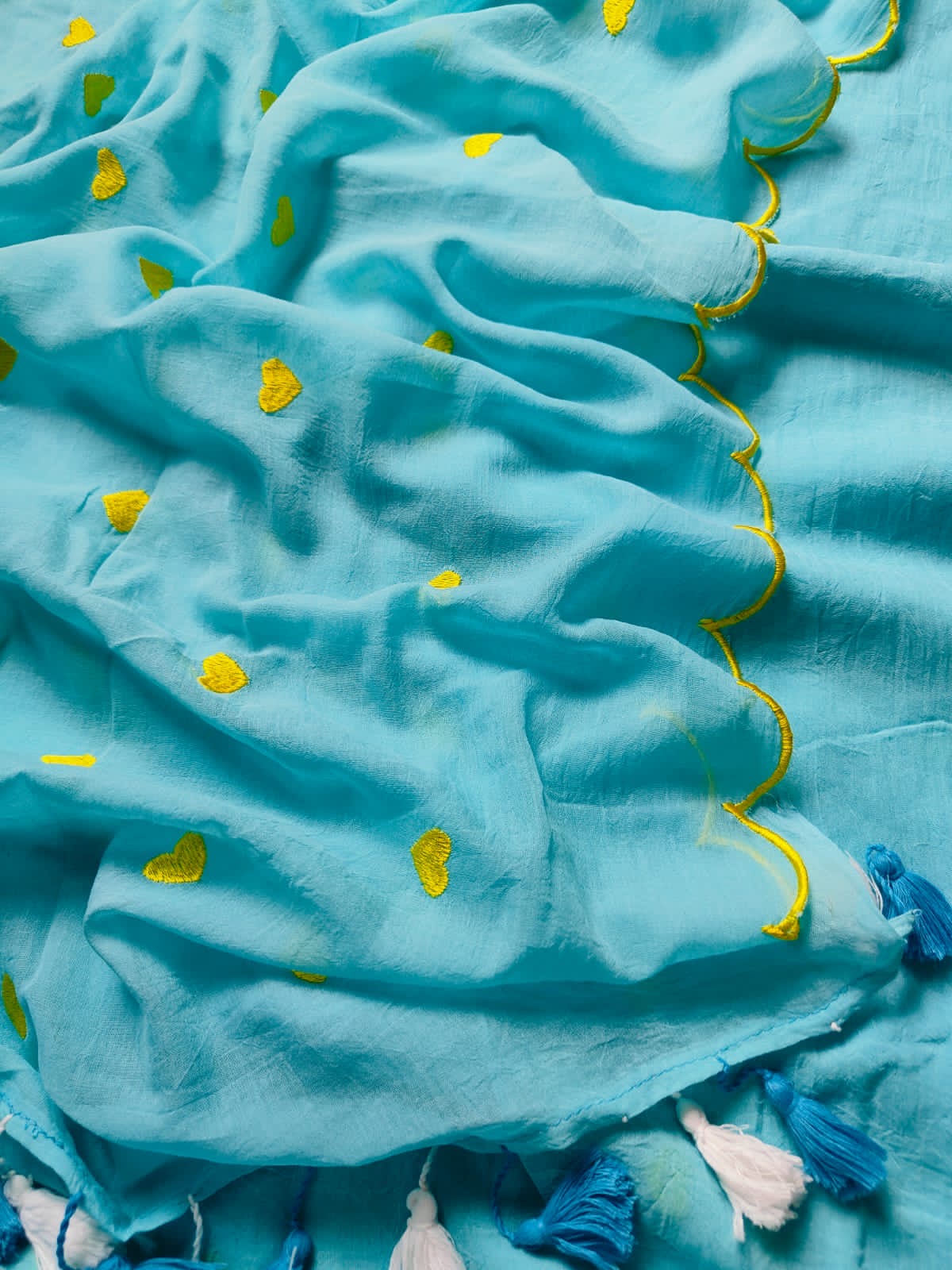 Love Embroidery Mul Cotton Sari with Scallop Border