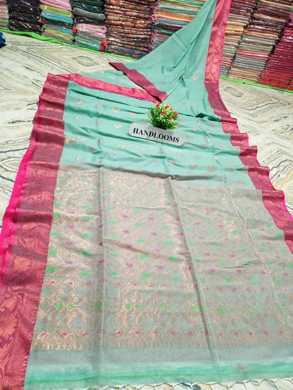 Cotton Banarasi sari Putul's fashion