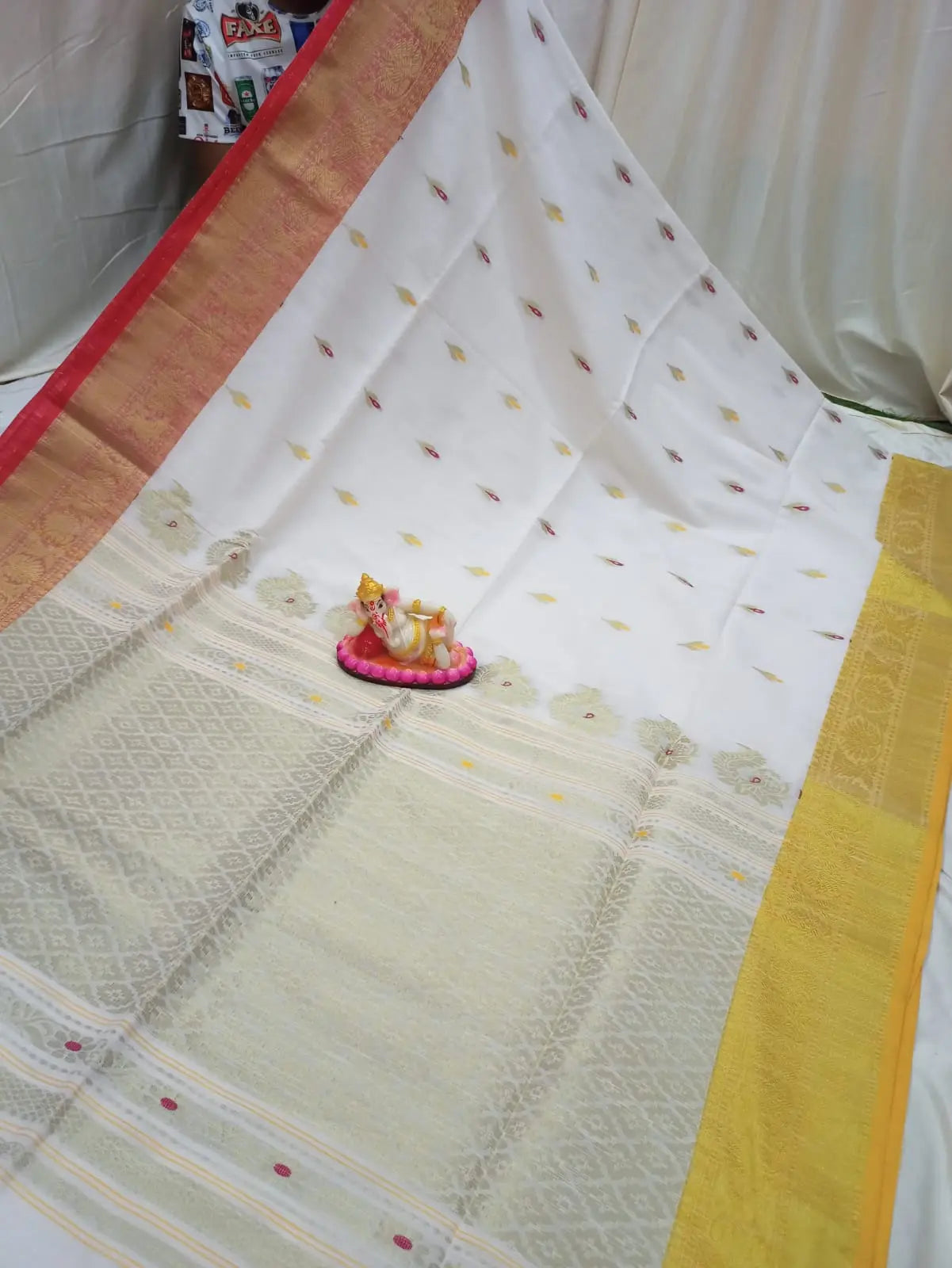 Cotton mercerized ehite saree ganga yamuna border Putul's fashion