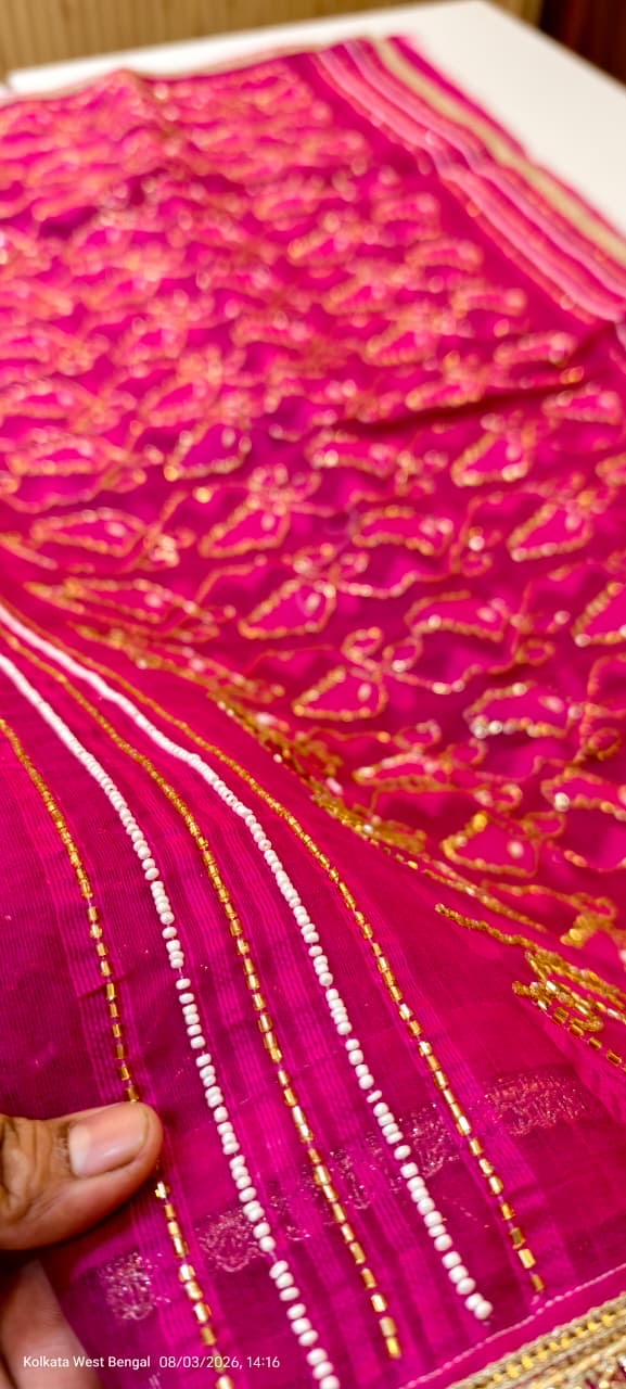 Rani coloured kardana jamdani with blouse piece