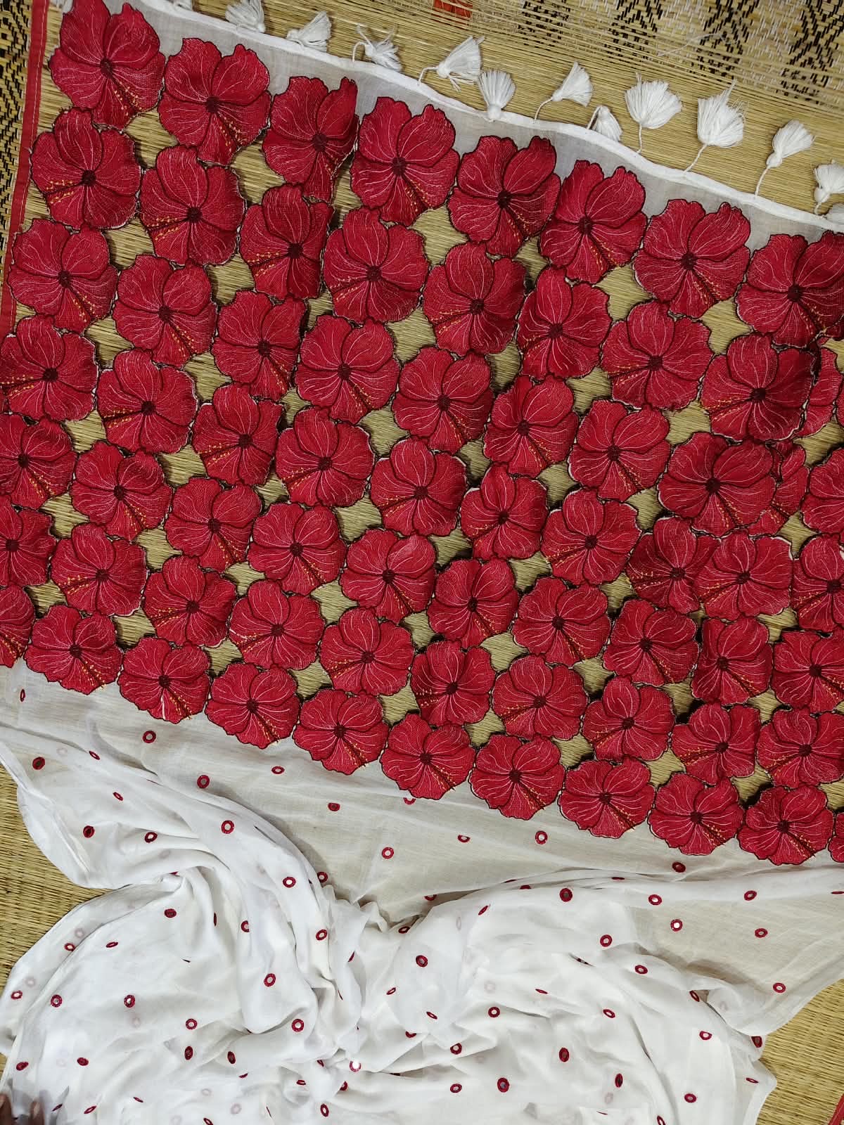 Puja special mul cotton cutwork pallu saree , No blouse