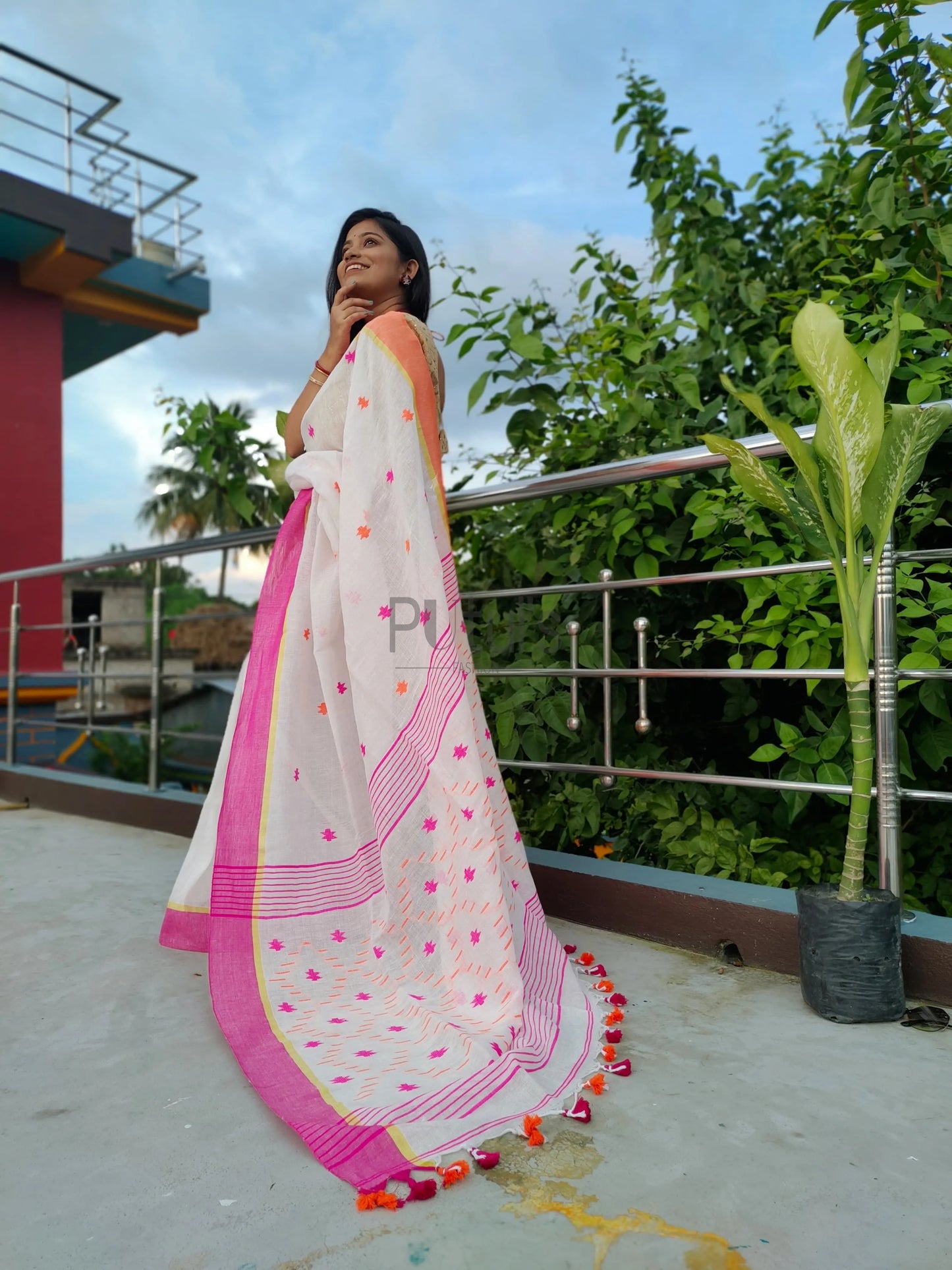 Ganga yamuna border linen saree Putul's Fashion