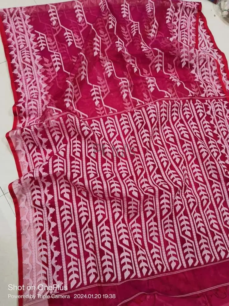 Handwoven muslin jamdani saree Putul's Fashion