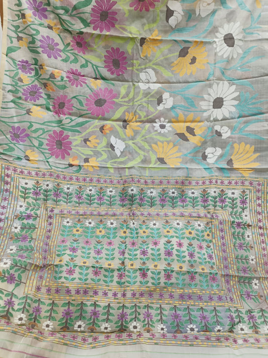 Bengal’s most authentic needle work muslin jamdani saree