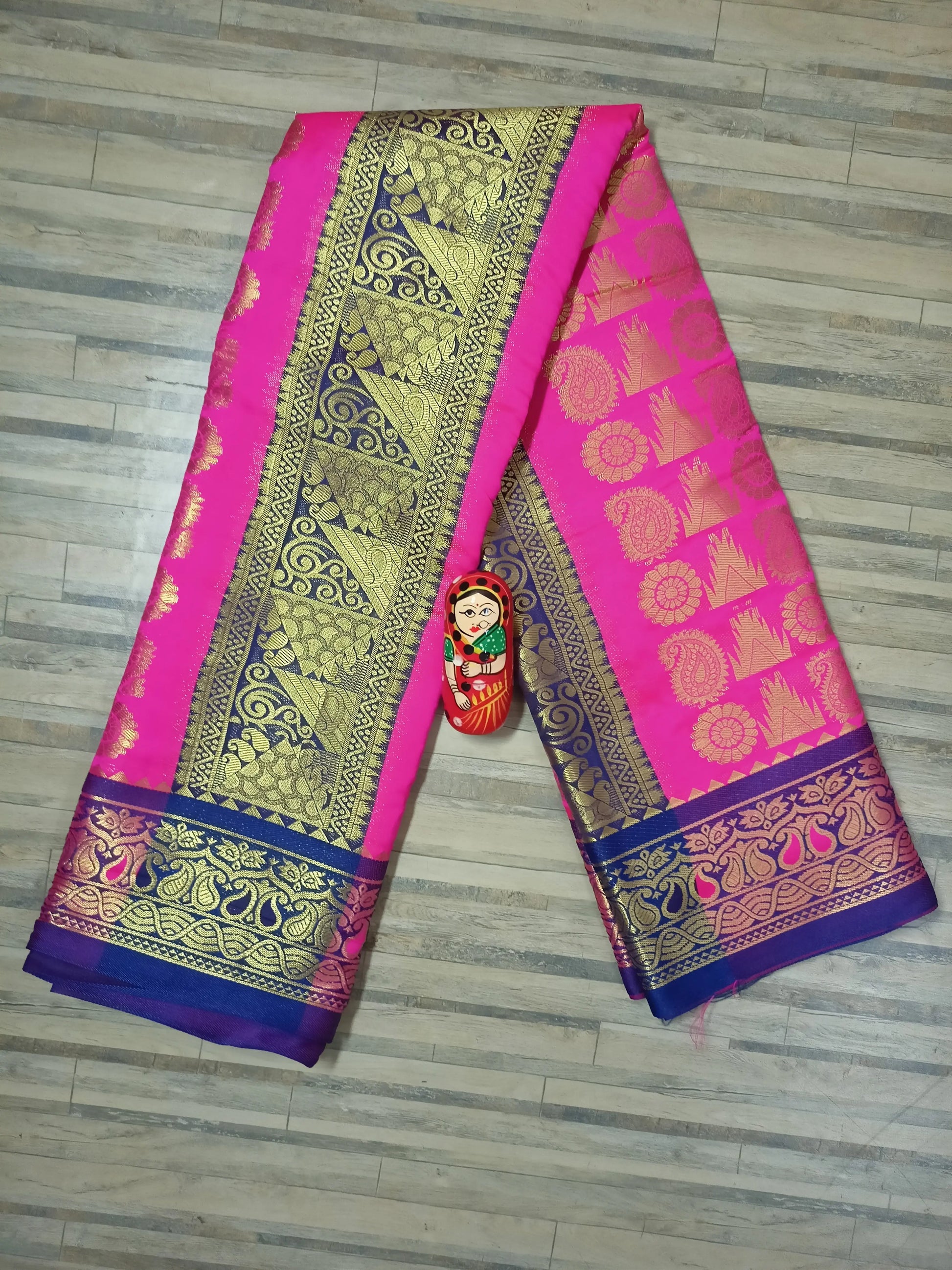 Kanjivaram saree Putul's fashion