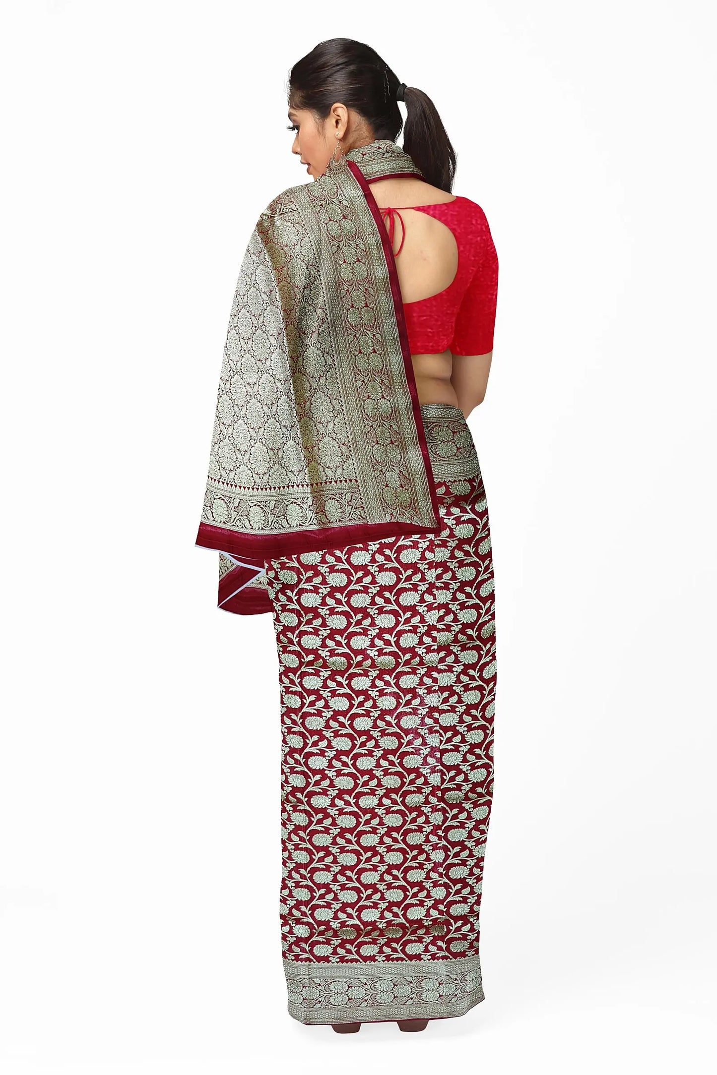 Red silk saree Putul's fashion