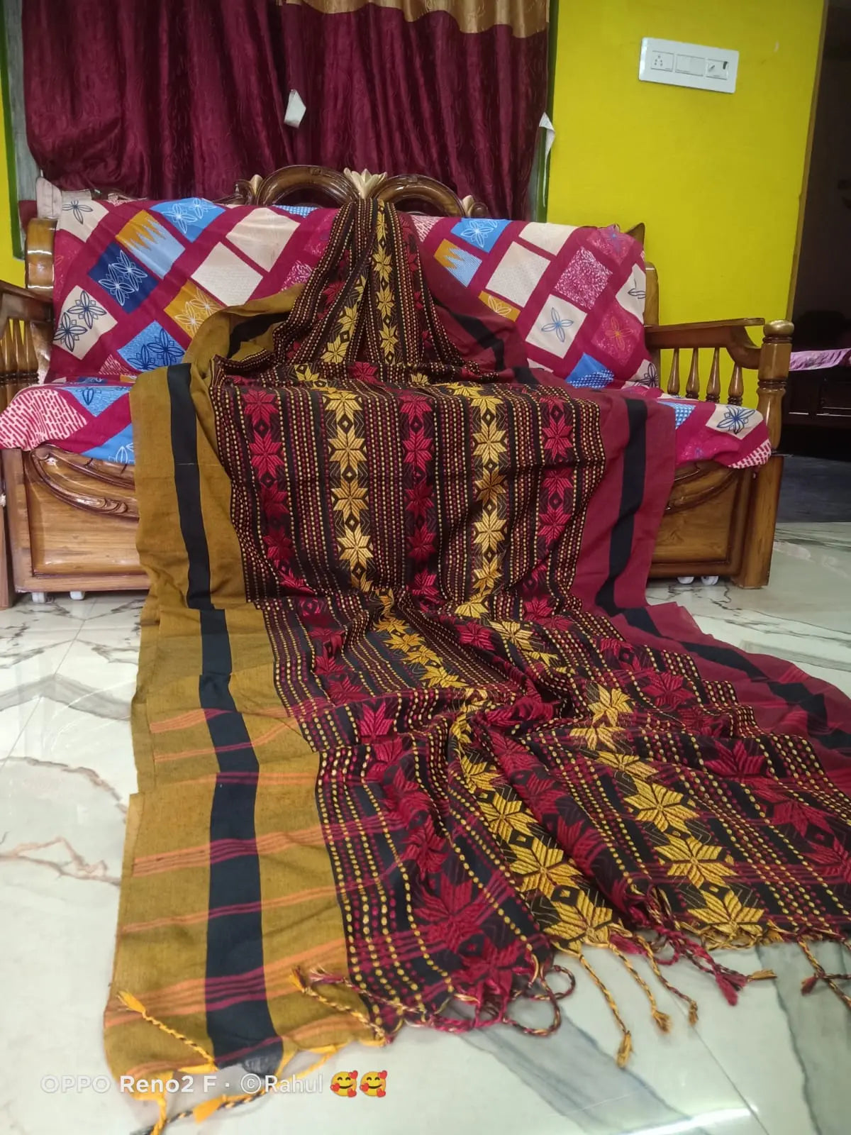Khadi cotton weaving handloom products. Putul's fashion