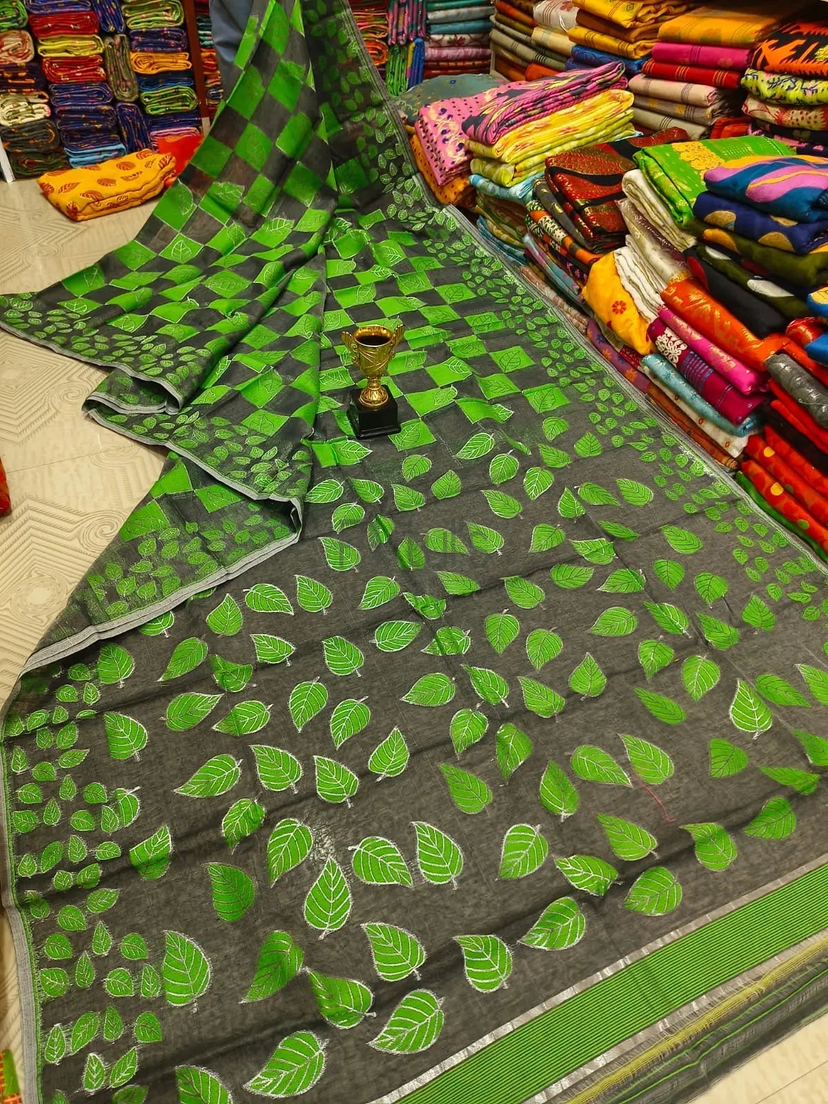 Leaf motif Bengal dhakai jamdani saree Putul's Fashion