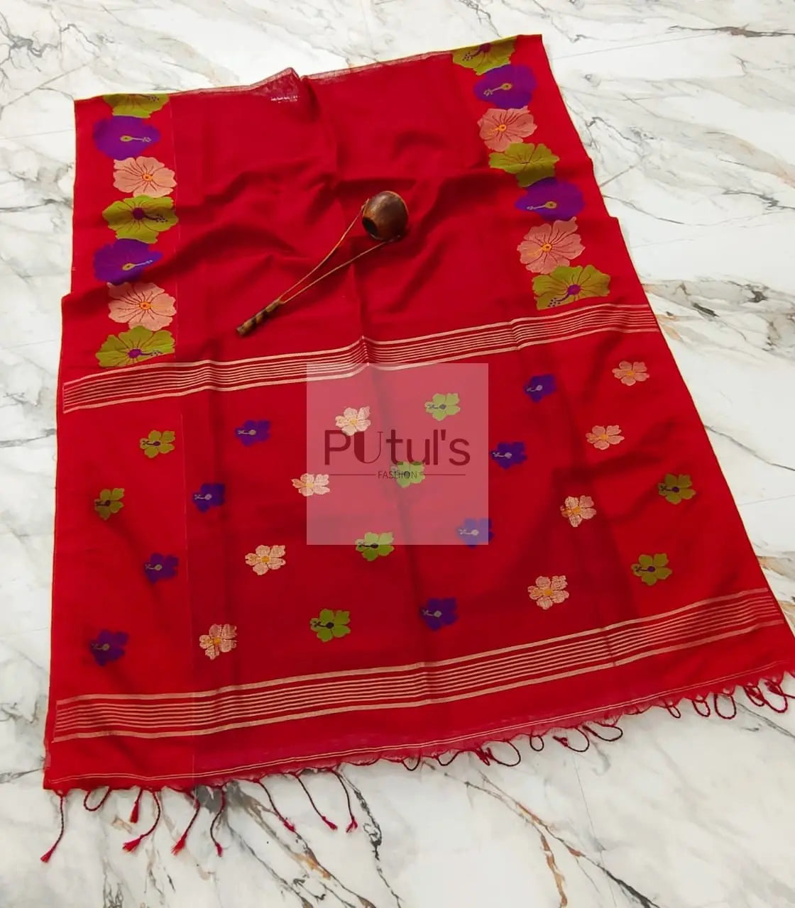 Linen Jamdani saree hibiscus motif Putul's Fashion