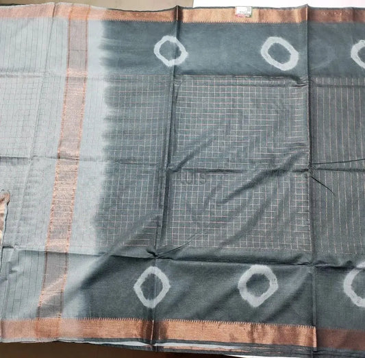 Mangalgiri box saree checkered with shibori motif Putul's Fashion