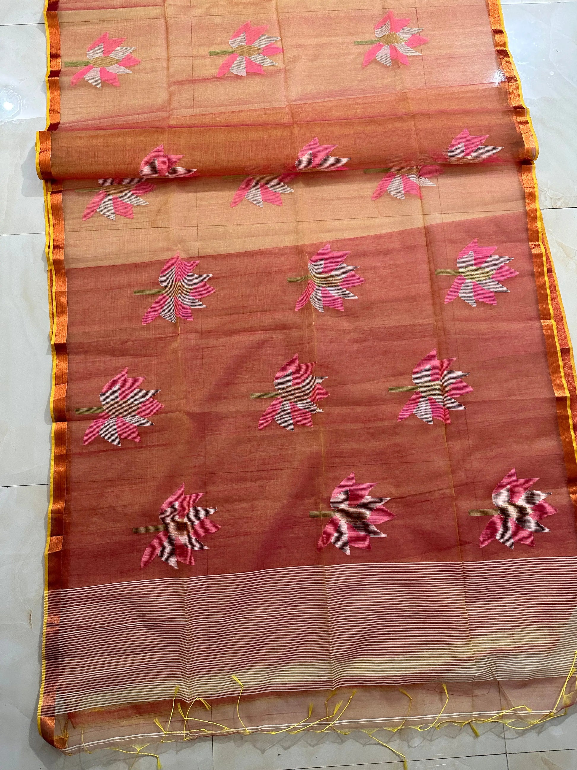 Peach coloured dual tone hand weaving Bengal Muslin saree of handweaving lotus Putul's Fashion