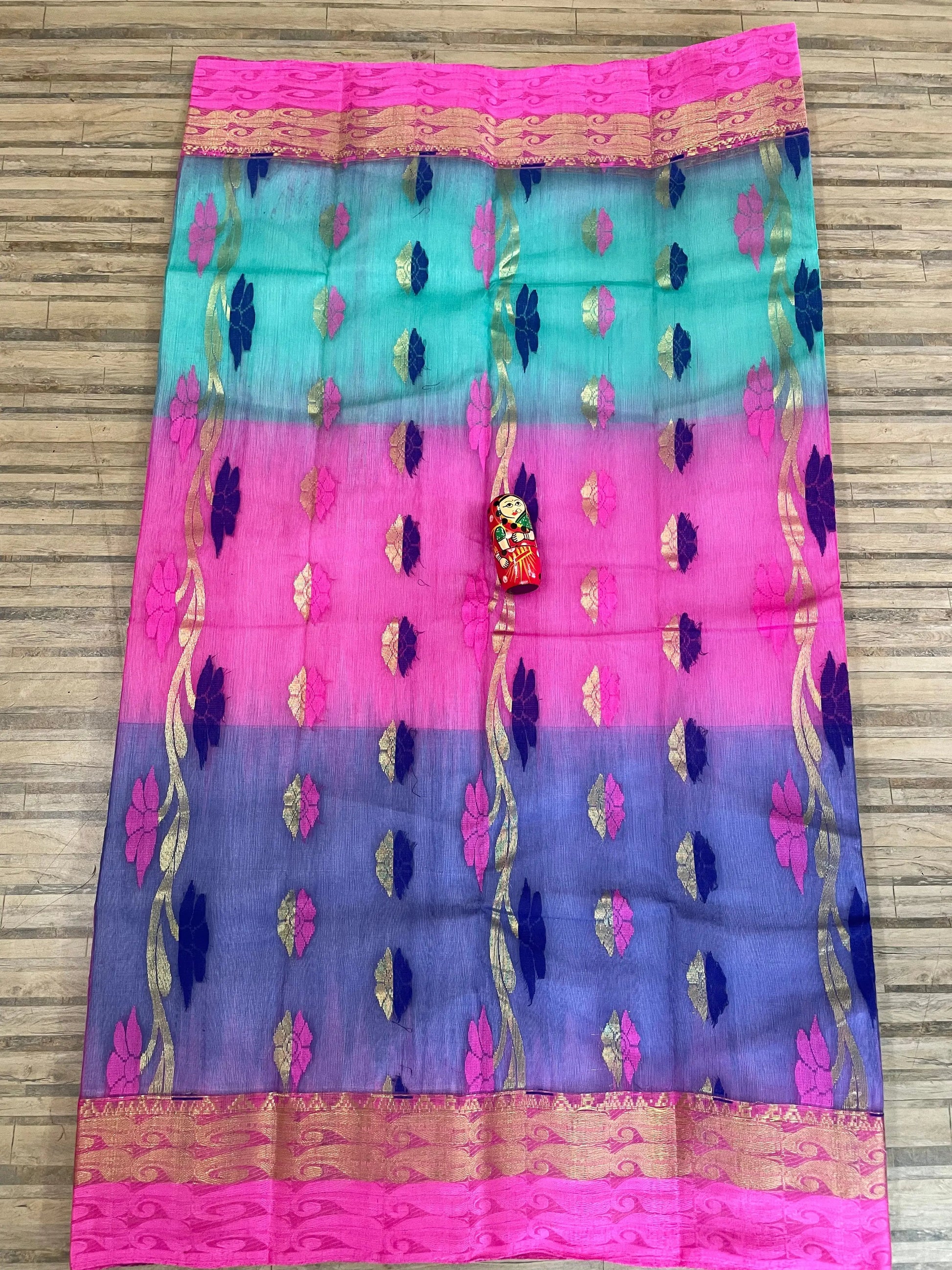 Taant benarasi Putul's fashion