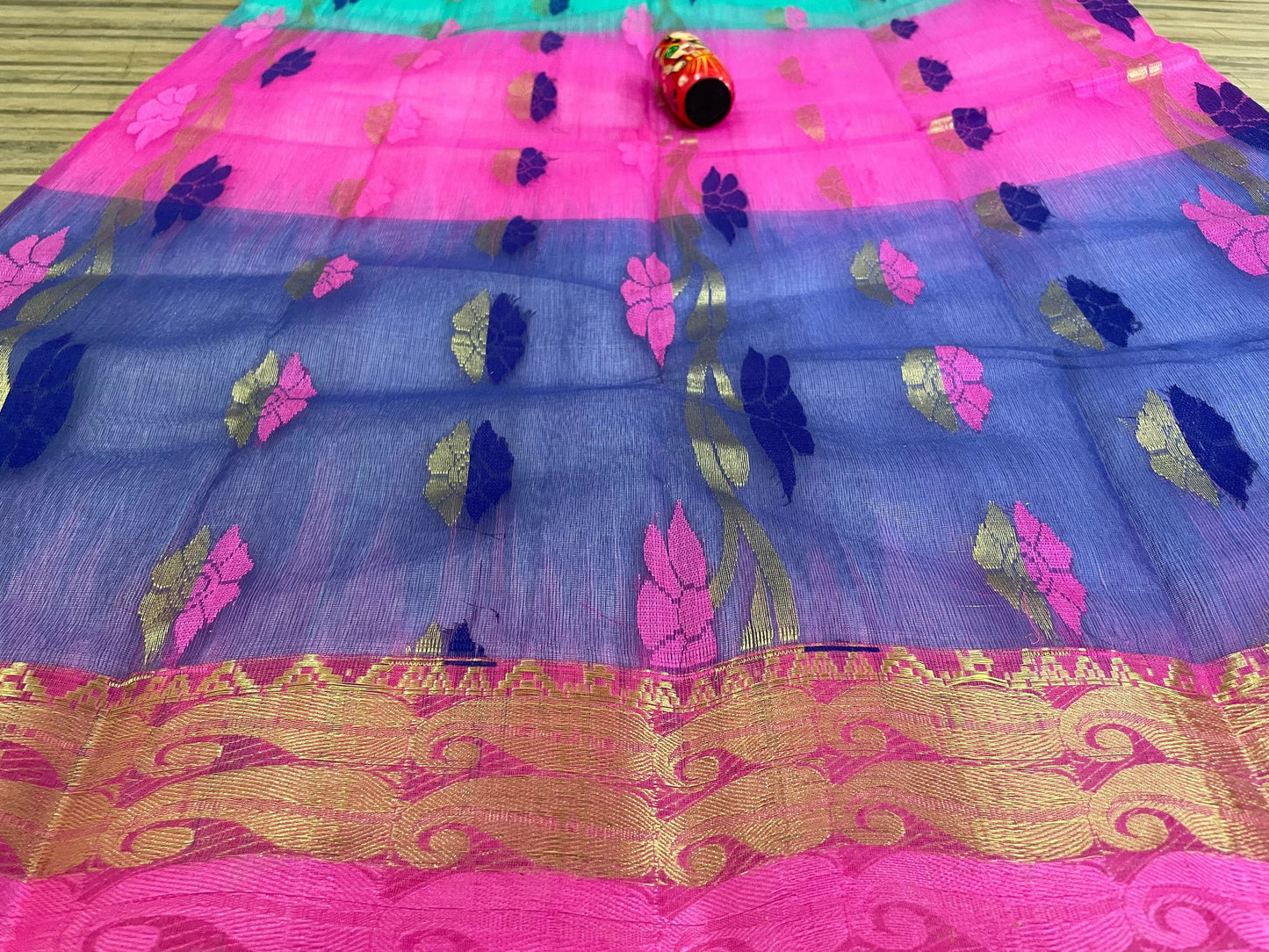 Taant benarasi Putul's fashion