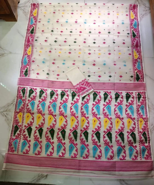 Bengal Dhakai Jamdani saree with blouse piece.. Semi polished dhakai Putul's Fashion