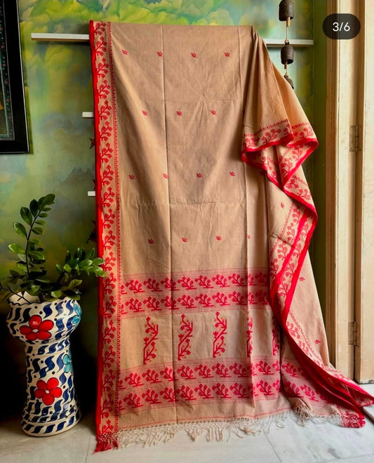 Cotton bi cotton jamdani saree from the loom of Bengal - Beige - Cotton jamdani