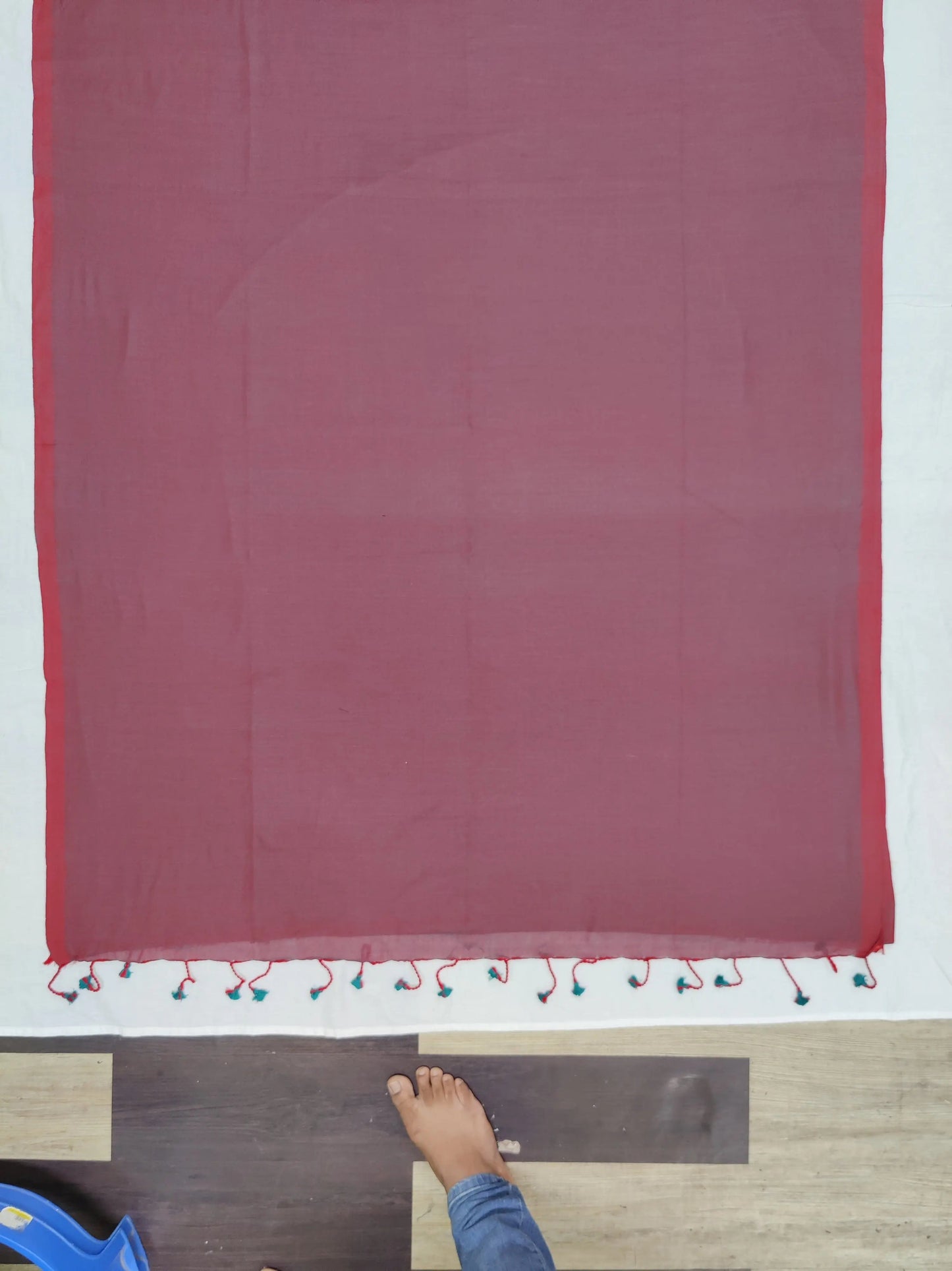 Self colour soft handloom Chocolate red and green dual tone Putul's fashion