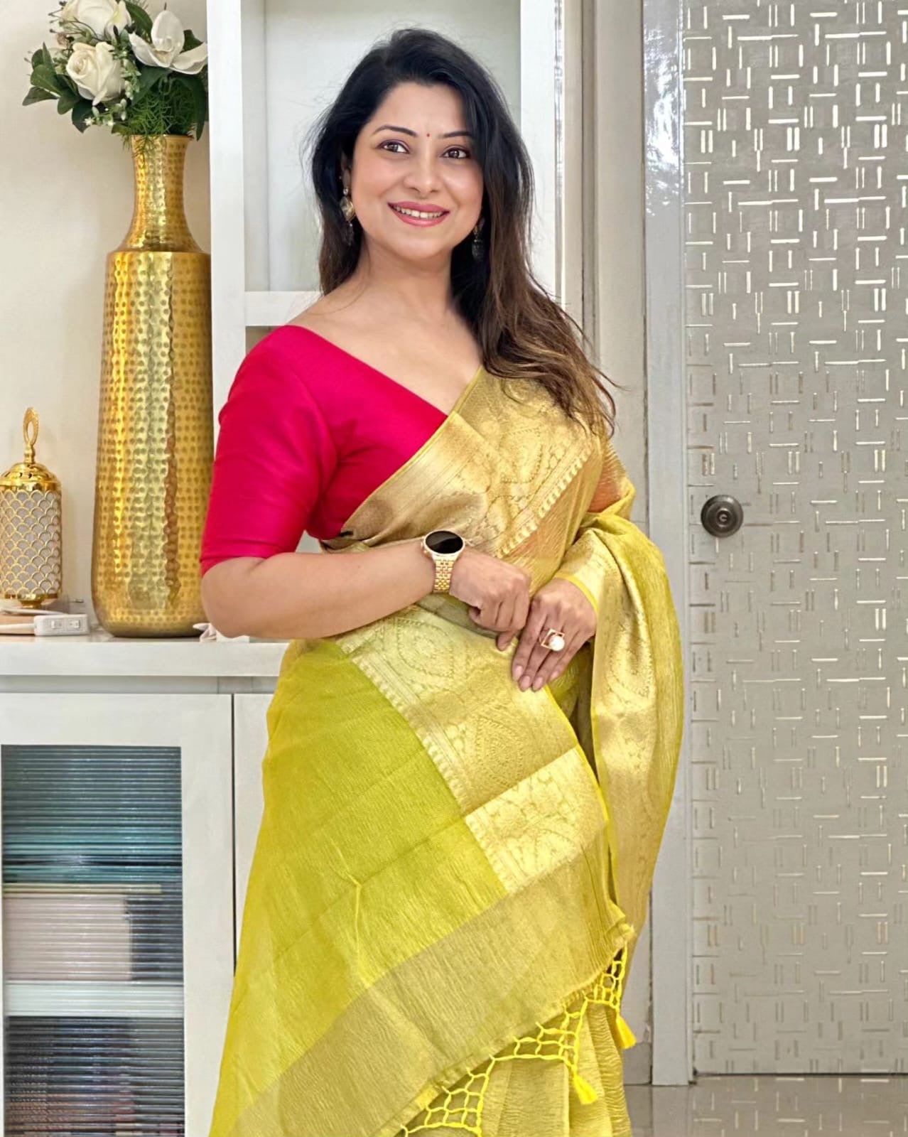 Crushed Tissue Banarasi Saree for Timeless Traditional Elegance - Yellow - Tissue saree