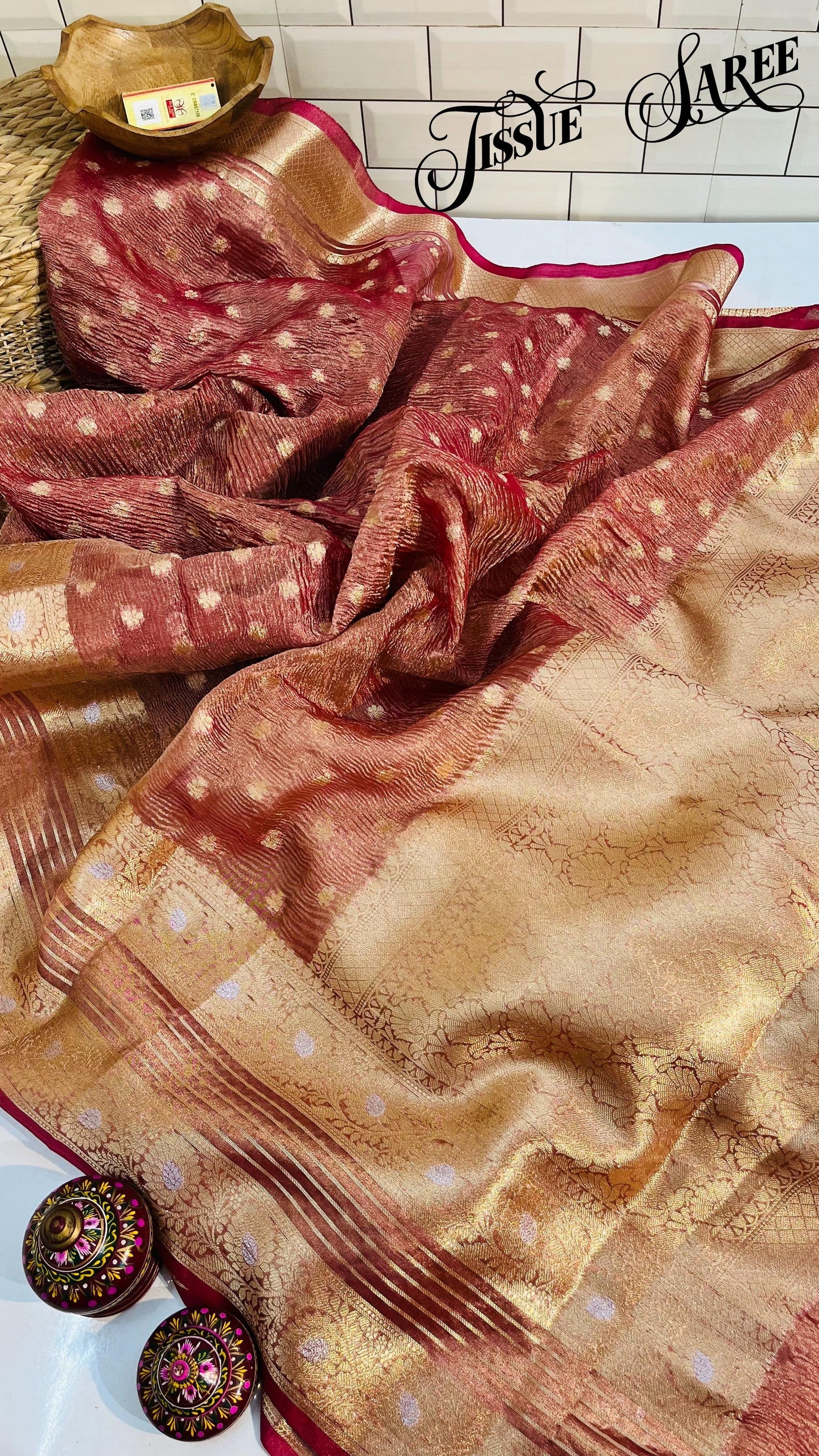 Crushed tissue Banarasi saree - Peach