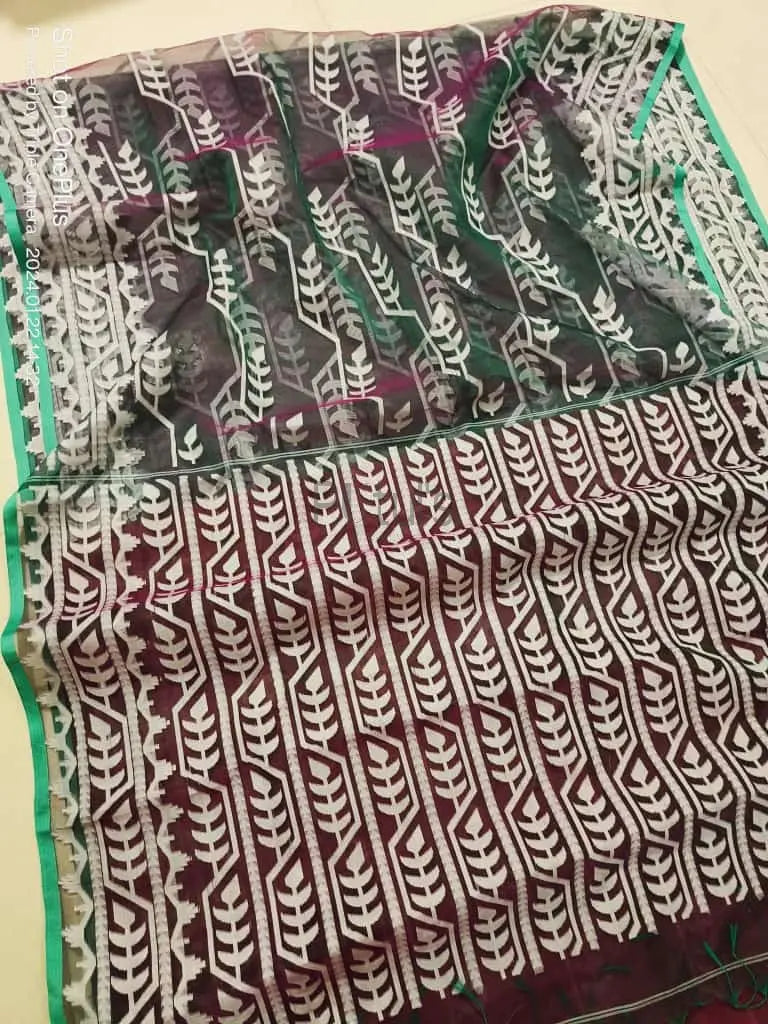 Handwoven muslin jamdani saree Putul's Fashion