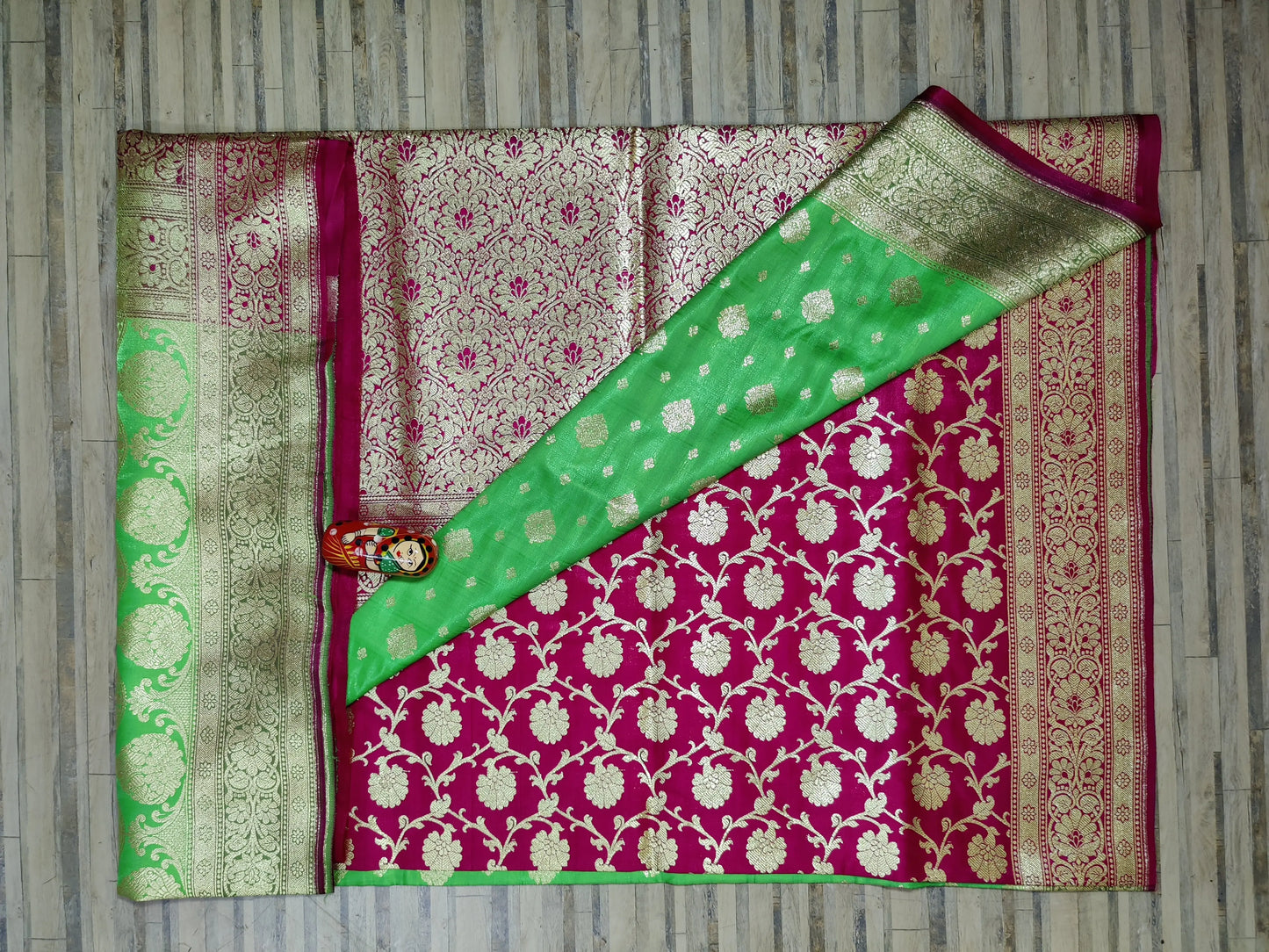 katan banarasi silk-parrot green rani Putul's fashion