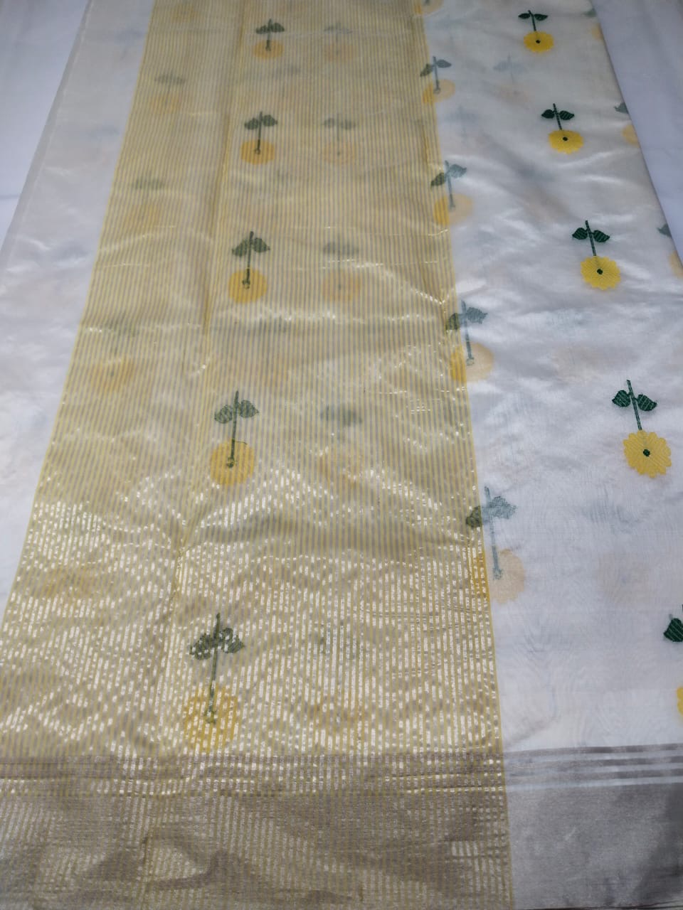 Minakari weaving on Pattu silk saree