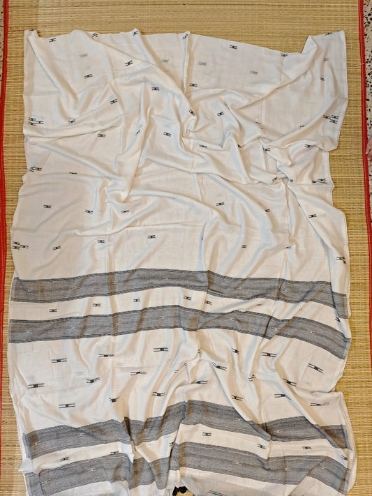 Mul cotton bhujodi motif saree