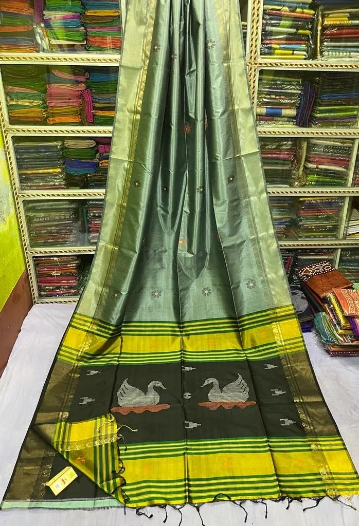 multicolour Bishnupur silk saree Kalakshetra design Putul's Fashion