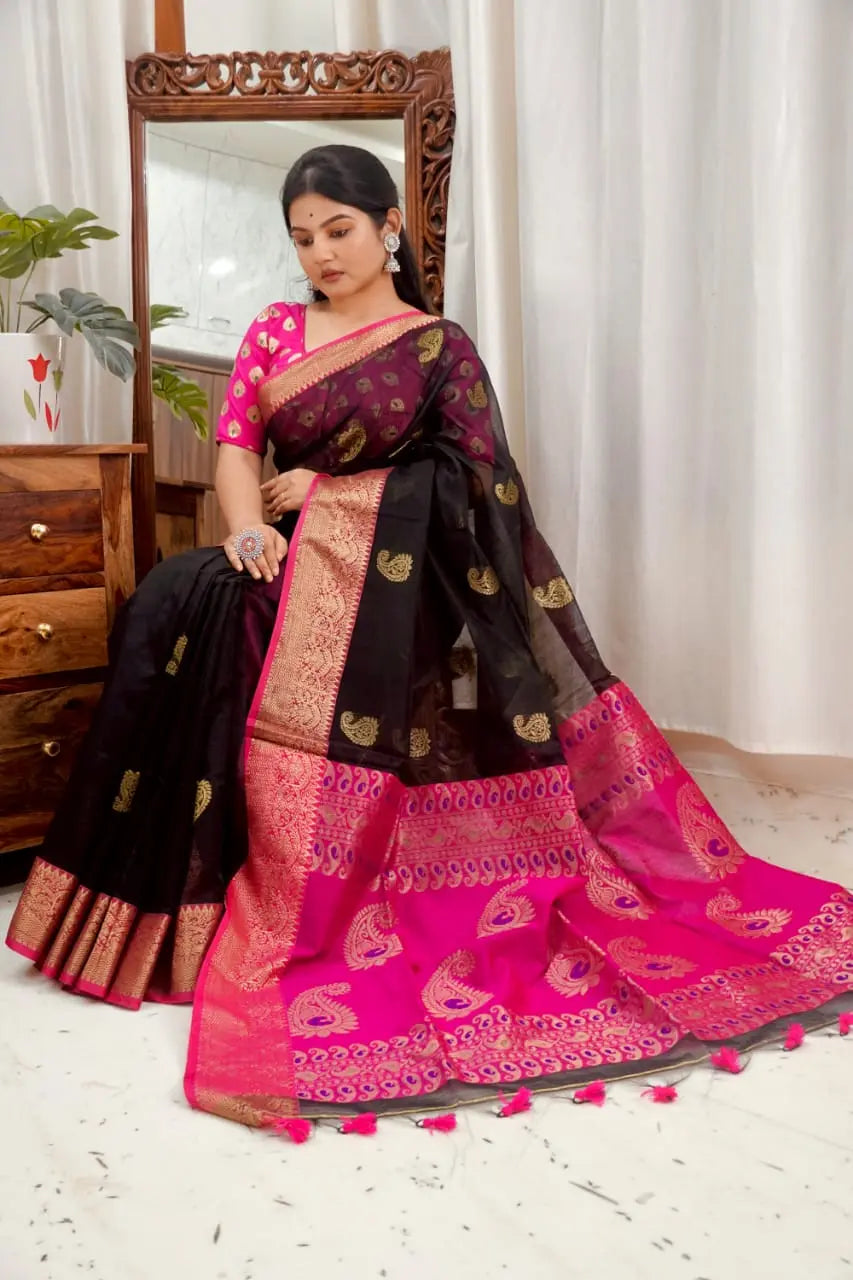 muslin jamdani saree mango motif weaving Putul's fashion