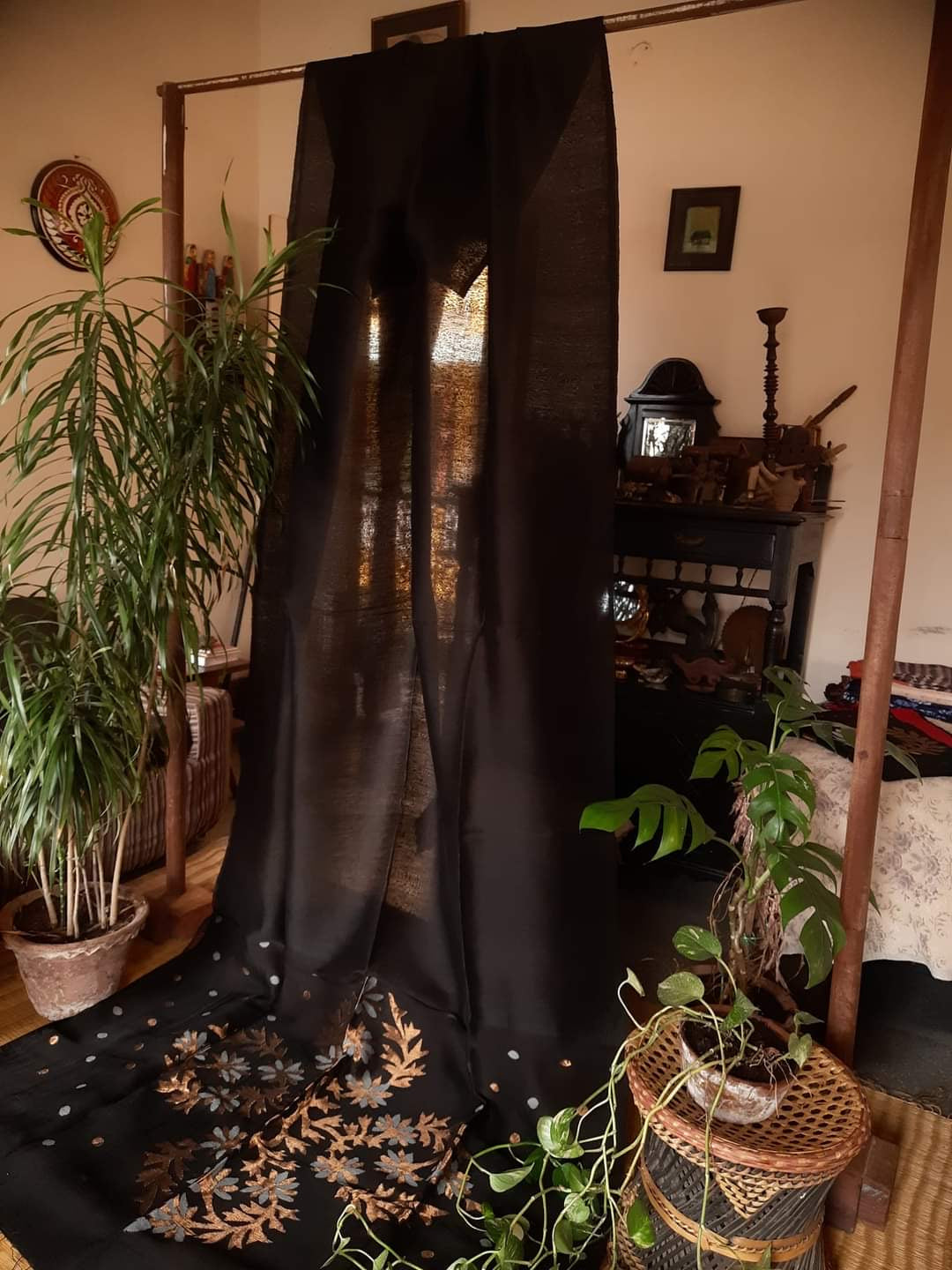 Silk linen rashom pallu jamdani saree - Black